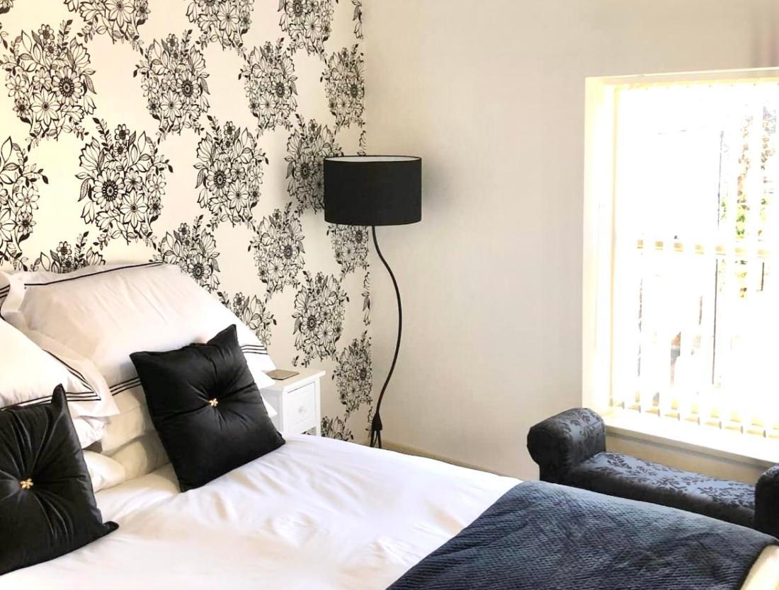 Stylish, Spacious 1 Bedroomed Maisonette In Otley. Otley  Exteriör bild